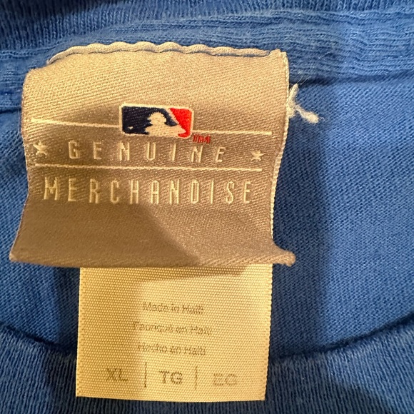 2016 Chicago Cubs Central Division Championship Vintage Graphic Tee - Picture 5 of 5